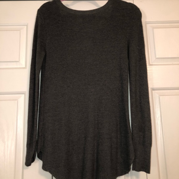 American Eagle Outfitters Grey Sweater - Picture 2 of 2